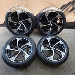 19x8.5J momocorse wheels & Tires