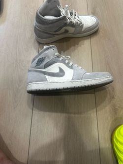White and gray Jordan 1. 10.5m