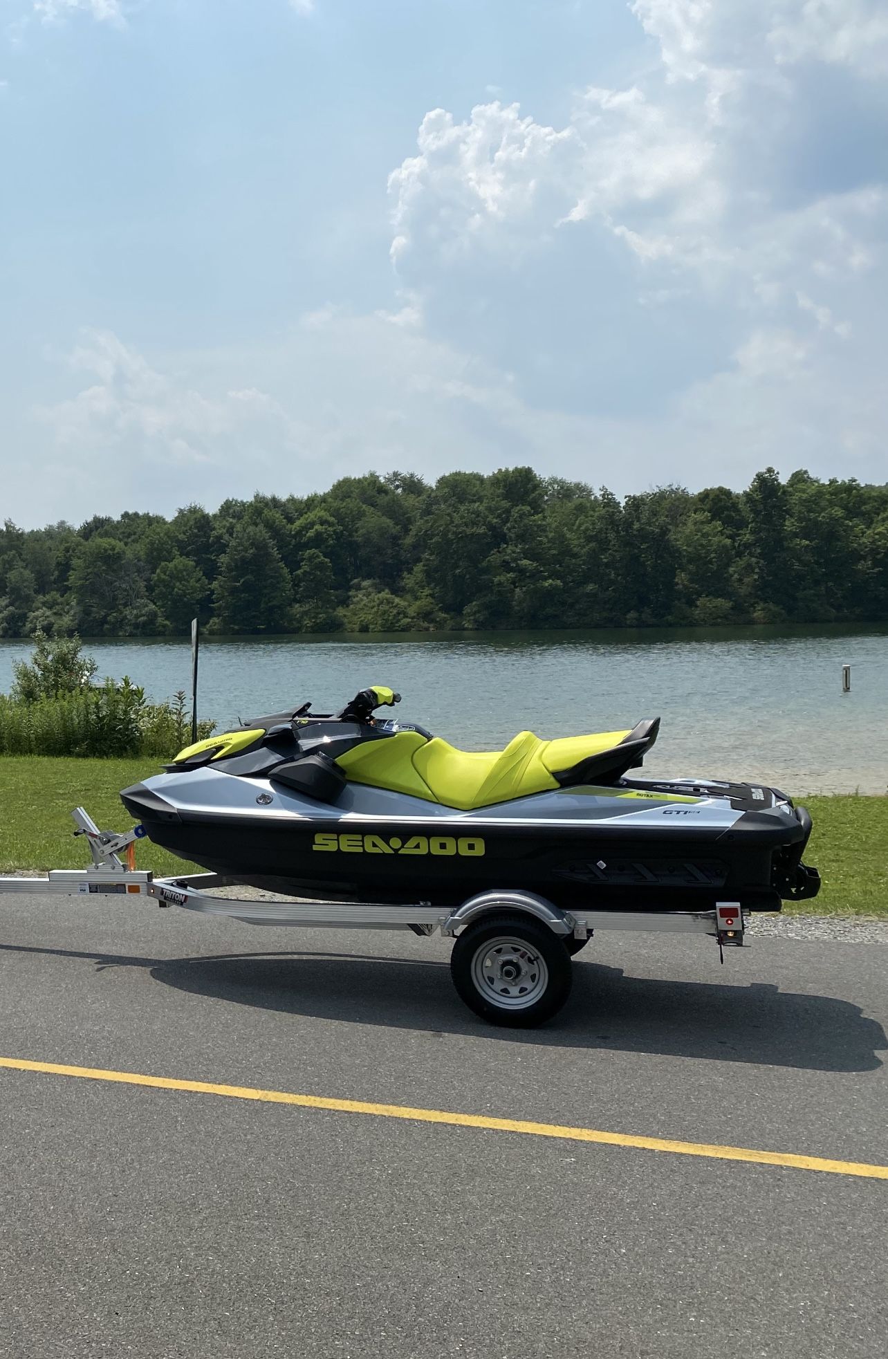 2021 SeaDoo GTI SE 17 with iBR and Sound System