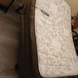 Adjustable Bed And Mattress 
