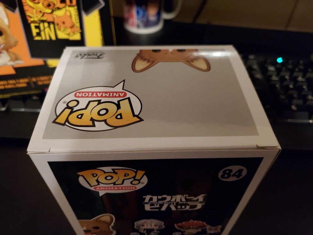 Ein Funko POP! with Tee Size XL