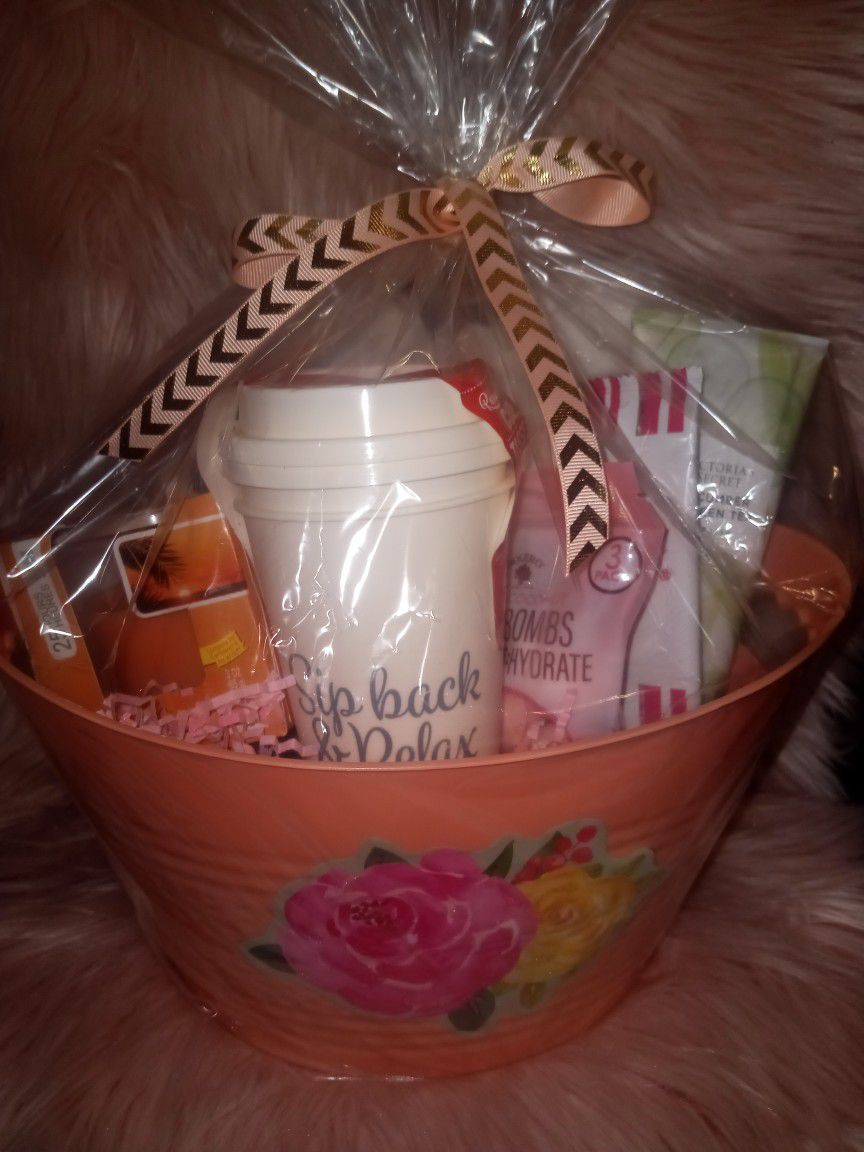 Victoria Secret Gift Basket New 
