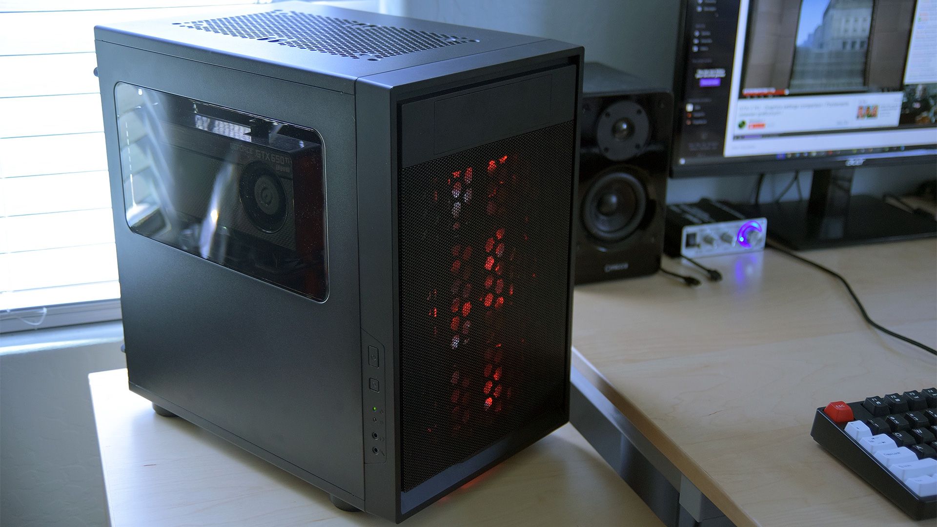 Rosewill Neutron – Mini Tower Computer Case – Gaming Cube – Mini-ITX, Brand New