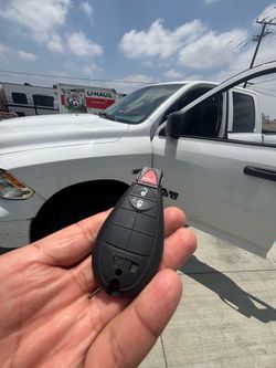 Llaves de autos / car keys and remotes