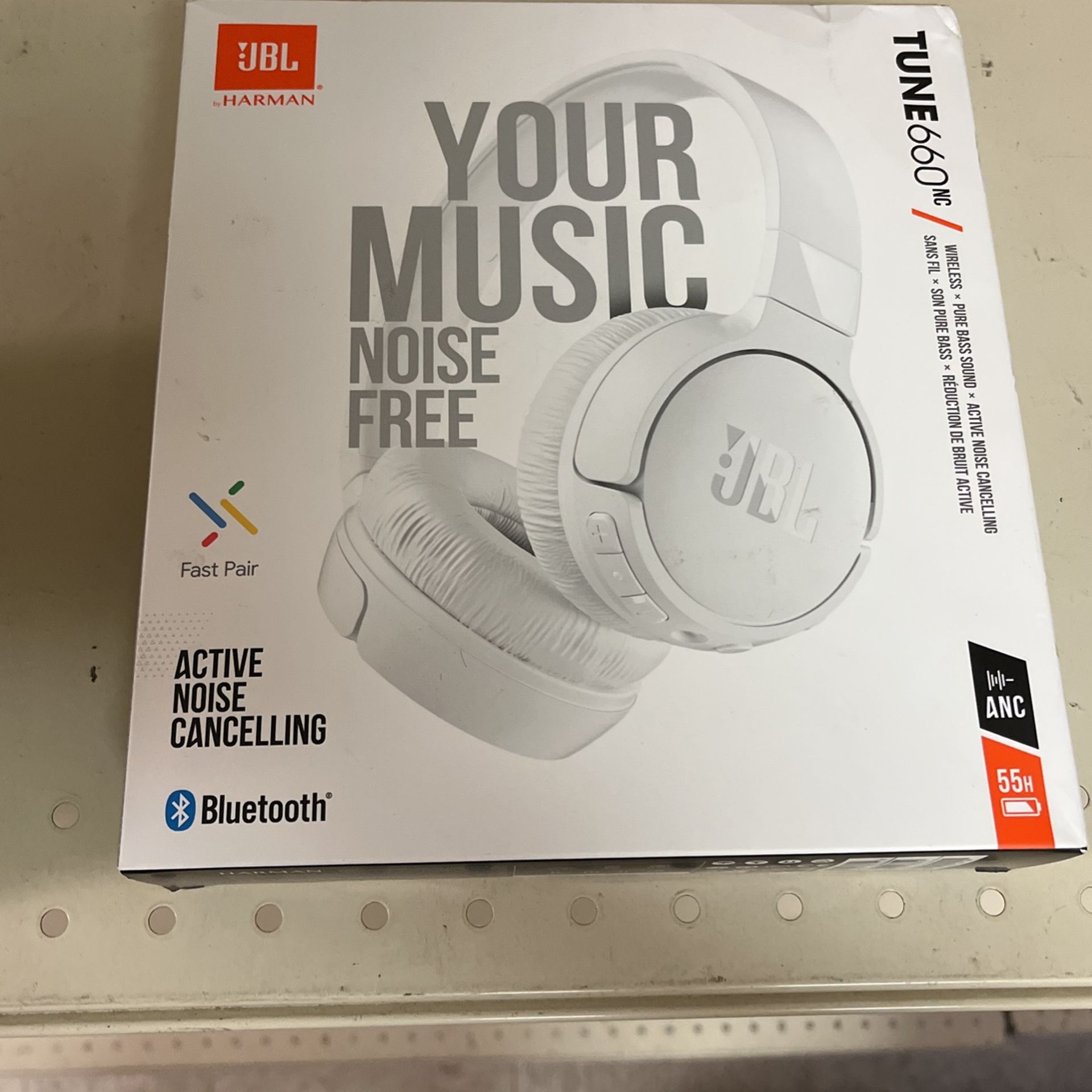 JBL Tune 660 Bluetooth Noise Cancelling Headphones— New!!