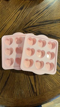 Trudeau Heart Cupcake Pans