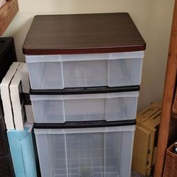 Rolling 3 drawer storage cabinet