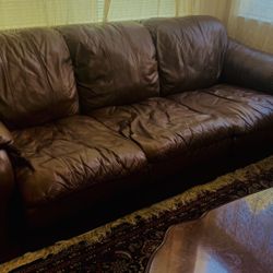 Brown Leather Sofa+ Loveseat From Macy’s.  Excellent Condition.