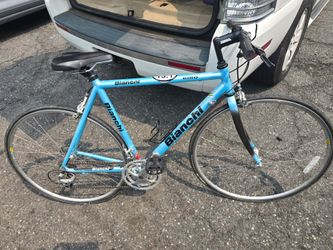 A bianchi race bike