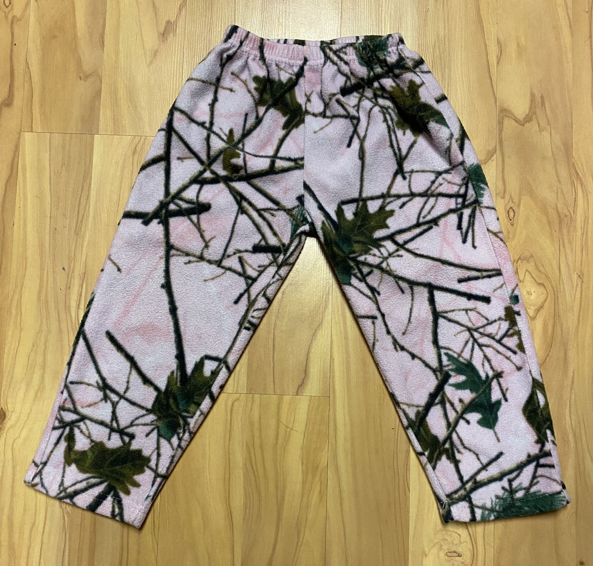 Girls Trail Crest Pink Green Camo Print Sweatpants 5T