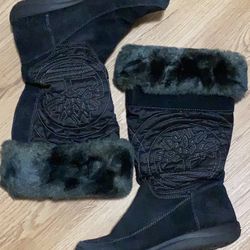 Timberland Size 2.5  Kids Faux Fur Boots 