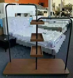 Coat hanger，$38