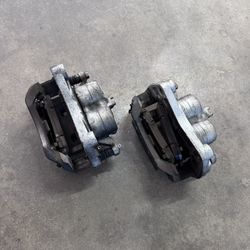 370z Front Calipers
