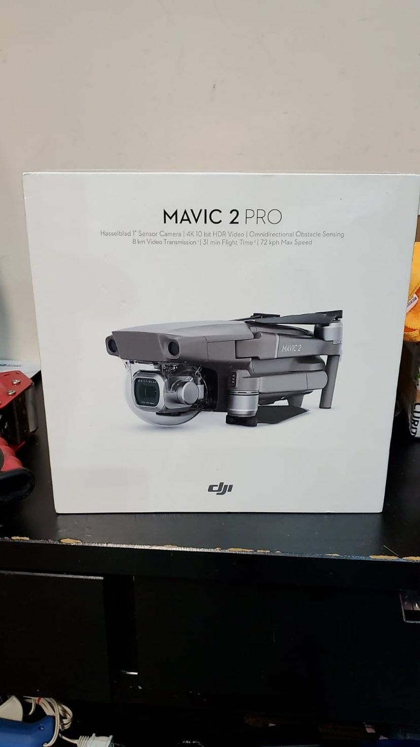 DJI Mavic 2 Pro Quadcopter in Gray