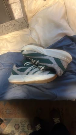 Adidas Light Blaze Collegiate Size 9