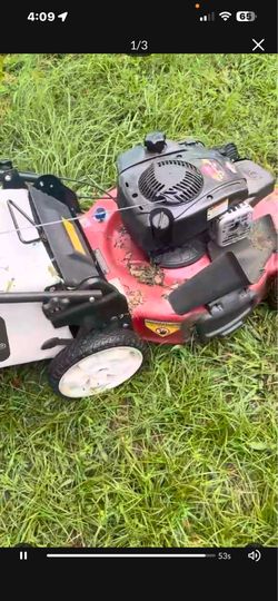 Lawn mower Toro self propelled Rear Bagger Mulcher or side shoot starts easy Runs strong