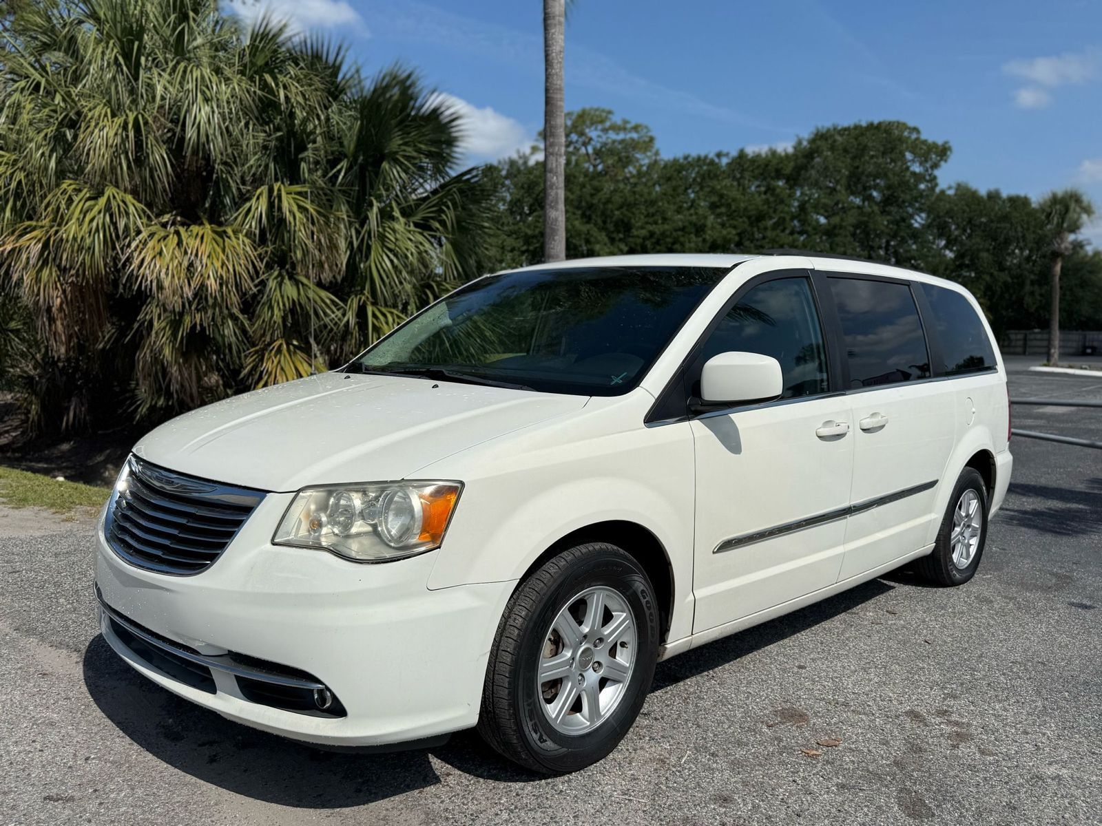 2011 Chrysler Town & Country