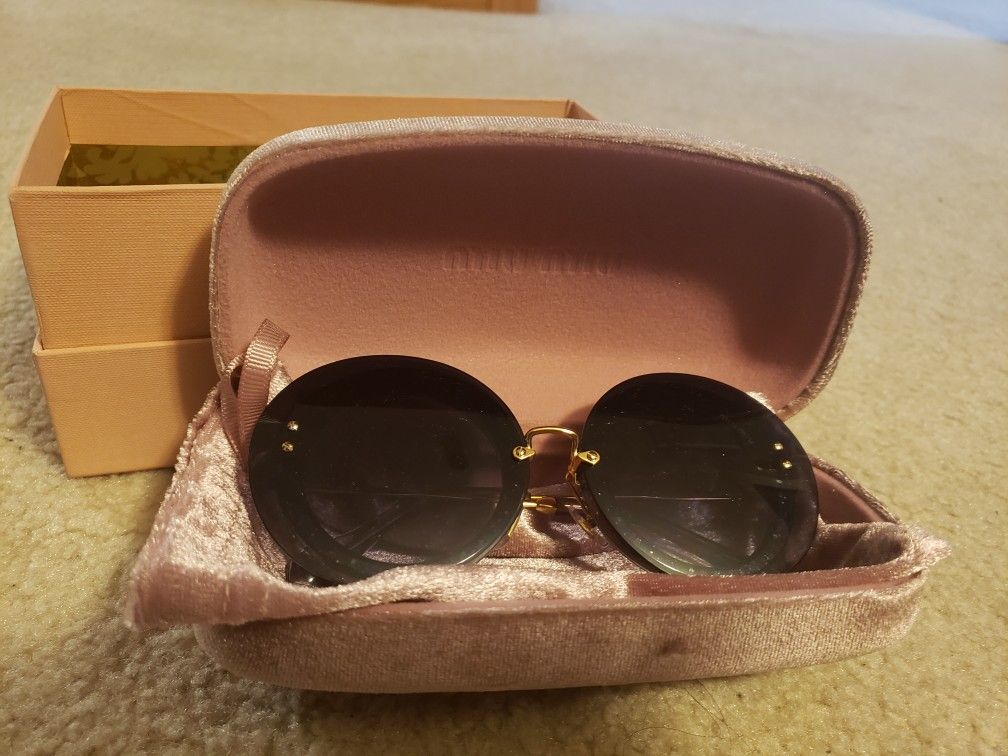 Niu Niu sunglasses