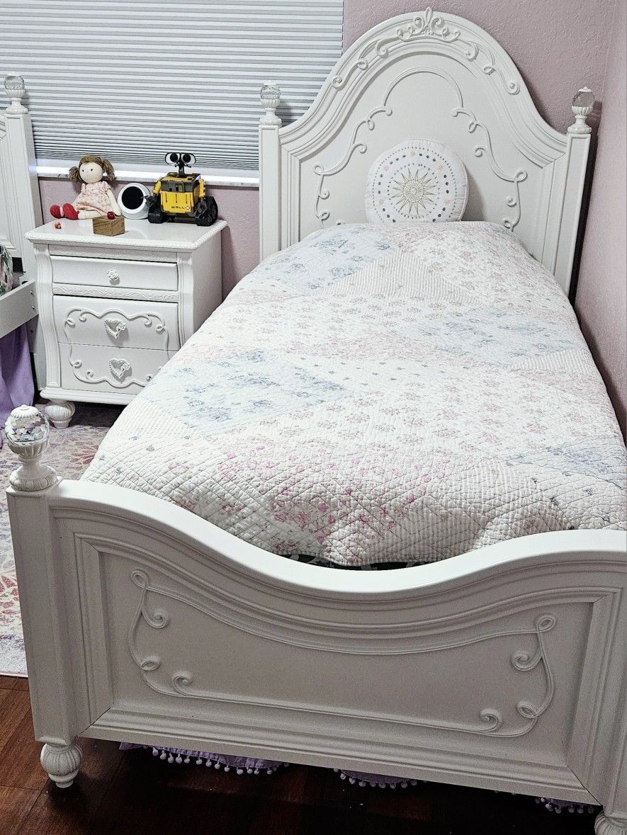 Princess Twin Bed Rooms To Go