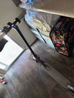 Electric scooter