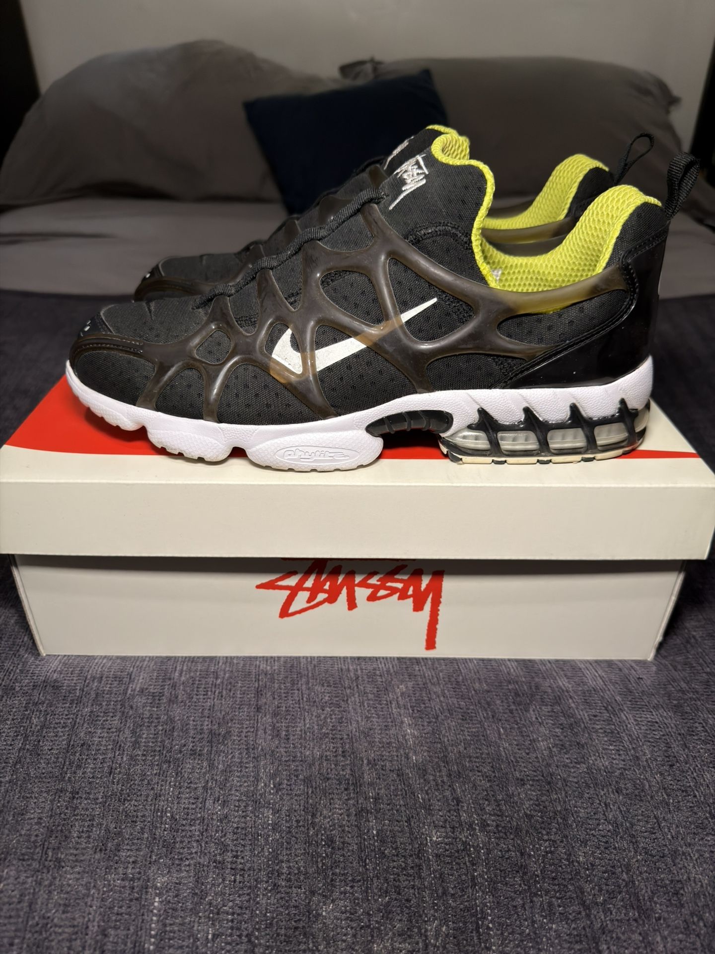 Nike Air Stussy Spiridon Kk