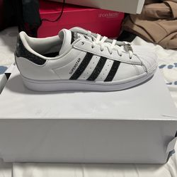 Adidas Size 5.5 $55
