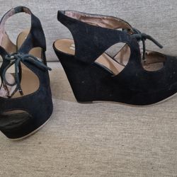 NORDSTROM  BP WEDGES SIZE 5