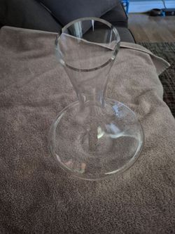 Clear Glass Flower Vase