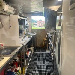 GMC P3(contact info removed) Food Truck 