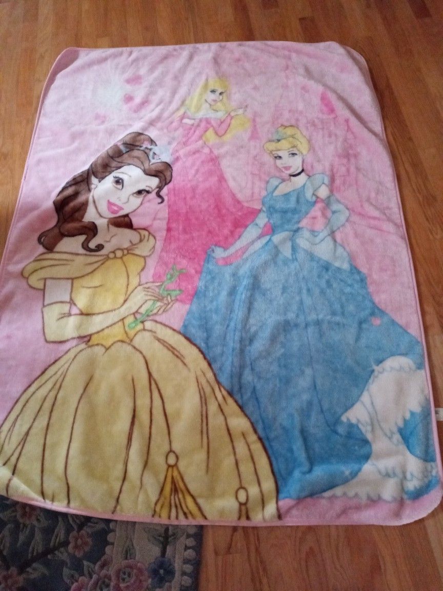 Huge Disney Princess's Blanket