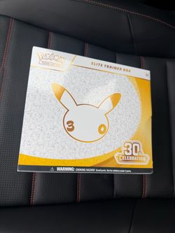 Pokemon 30th ETB