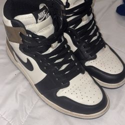 Air Jordan 1 Dark Mocha 