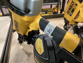 Dewalt Air 15ga Sliding Fencing Nailer $250