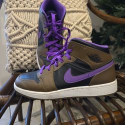 Boy's Jordan's