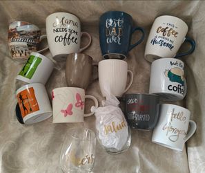 Mixed Lot of Coffee Cup Mugs, most Brand New, good for gifts, dorm
