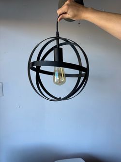Light fixture