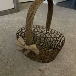 Burlap Basket With Bow