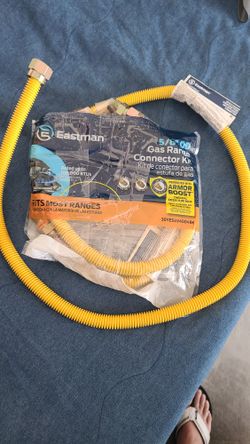 2 Eastman Gas Range Connectors 