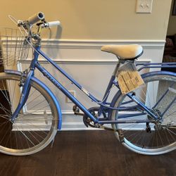 26” Women’s 700c Cruiser - Like New