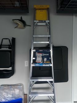 Brand New Ladder 65  Lounge chair 55