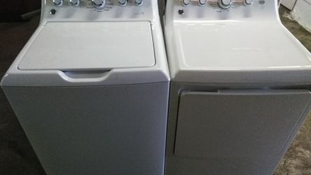 New scratch and dent washer and dryer set