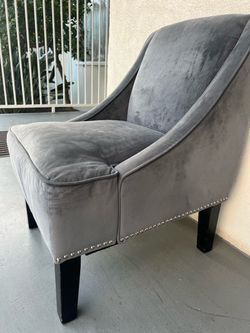 Beautiful Soft Grey Lounge Chair