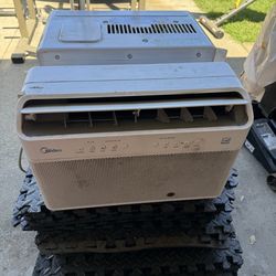 Midea 8,000 BTU U-Shaped Wi-Fi Enabled Window Air Conditioner