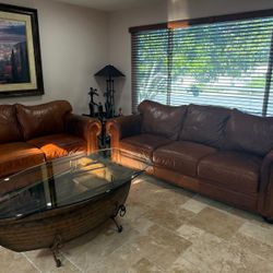 Premium Arizona Leather 3-Seat Sofa Set – Top-Grain Brown Leather, Nailhead Trim, Excellent Condition – $975 – San Diego (92111)