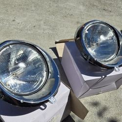 Volkswagen T1 Or T2 Headlights.