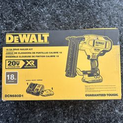 DEWALT 20V MAX XR Lithium-Ion 18-Gauge Cordless Brad Nailer Kit