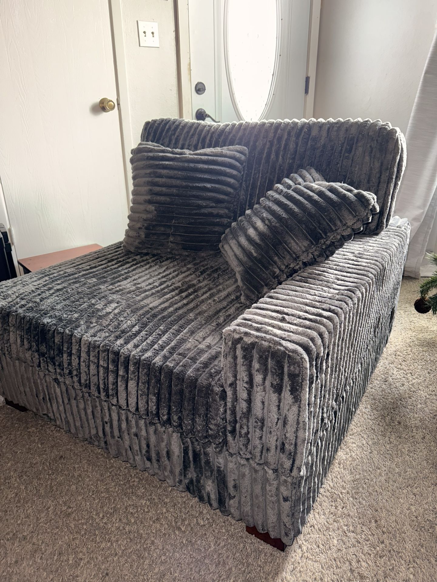 Gray Arm chair ( Left )