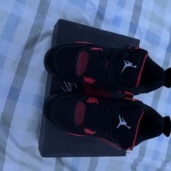 Jordan 4 Red Thunder