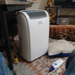 Black + Decker Bpact10 Unit Air Conditioner
