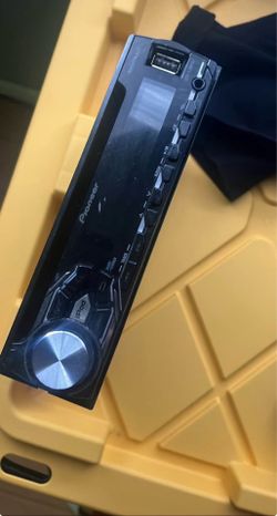 Pioneer head unit and face